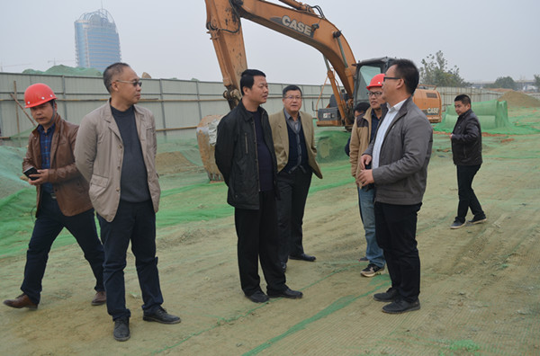 �������������쵼�������������Ŀ